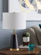 Nordic American-Style Small Table Lamp ins Bedroom Bedside Living Room Modern Simple Internet-Famous Cozy Romantic Creative Desk Lamp