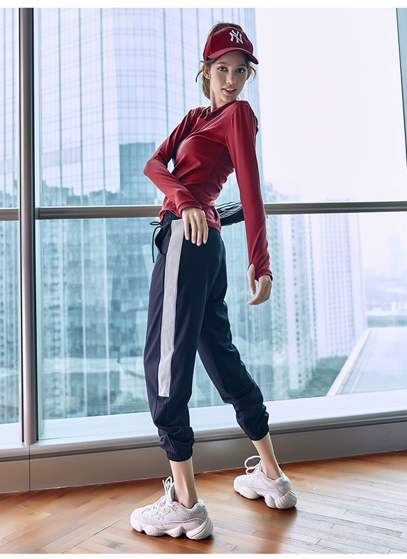 Bạn và quần thể thao phụ nữ thả lỏng giản dị khép kín mùa xuân và mùa thu yoga chạy lưới quần thể dục nhanh khô - Quần thể thao