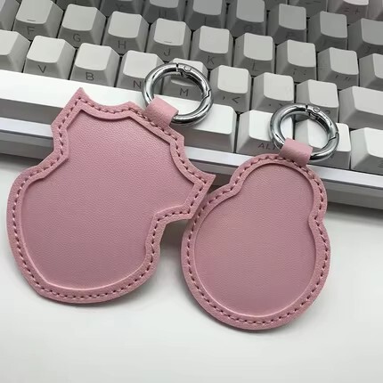H Badge Card Holder Keychain Pendant Name Tag Protective Cover Gift for Friends, Comrades, Brothers-In-Arms, and Military Spouses Xf Pendant Set New