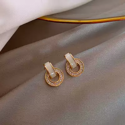 Chow Tai Fook Huanmei circle earrings cold wind ear needle 925 sterling silver silver needle ear decoration simple small Korean Net Red