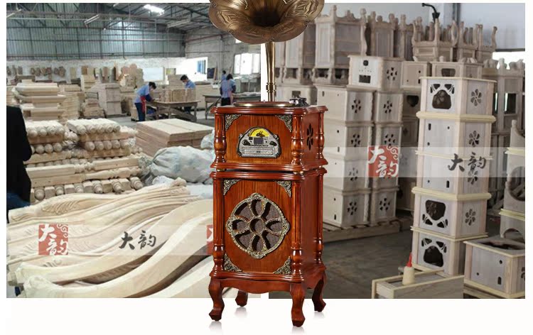 máy nghe nhạc đĩa than cổ	 Máy ghi âm ban ngày retro vinyl máy ghi âm thương hiệu mới sừng lớn kỷ lục cơ điện máy ghi đĩa vinyl máy ghi âm rắn gỗ - Máy hát 	đầu đĩa than tốt nhất