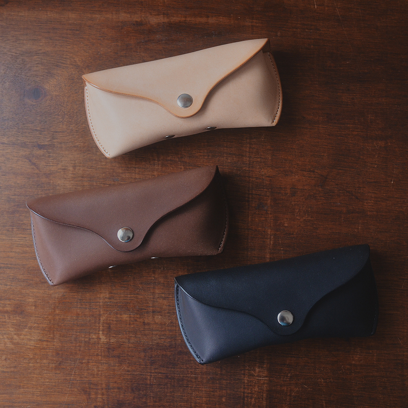 Handmade Italian Vegetable-Tanned Leather Eyeglass Case, Original Physical Support, Hand-Stitched Eyeglass Case 