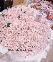 Mothers Day flowers Chengdu Red Pink Purple White Rose 999 Flowers 520 520 Dot 365 99 Dot 99 Mega Giant bouquet Seven