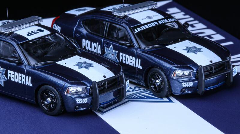 Rollin Pf Mexican Federal Police Charger 08 War Horse Double Vehicle Case Set