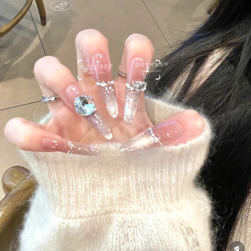 [Iceberry Style] Handmade Wearable Nails, Ice Transparent Cat Eye, Atmospheric, Gentle, High-End Feel, Long Style, Purely Handmade Nail Art