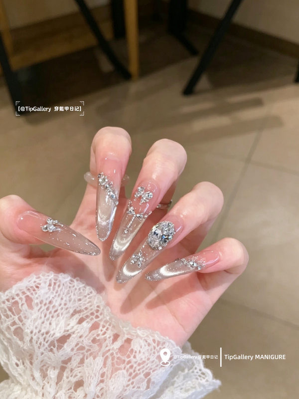 Galaxy Series Handmade Wearable Nails, Star Zirconium Silver Sparkling Crushed Diamond Cat Eye, High-End Whitening Gentle Nail Stickers, Long Style