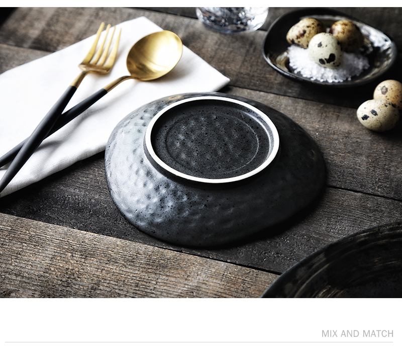 Tao soft creative move Japanese restaurant hand - made ceramic tableware abnormity triangle plate household steak dish plate