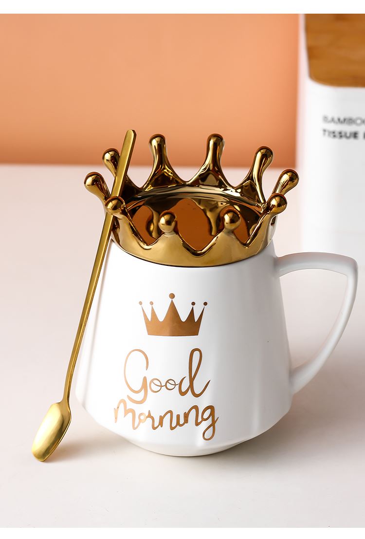 The Crown mobile rack mugs ins ceramic cup northern picking gifts glass office coffee cup with a spoon