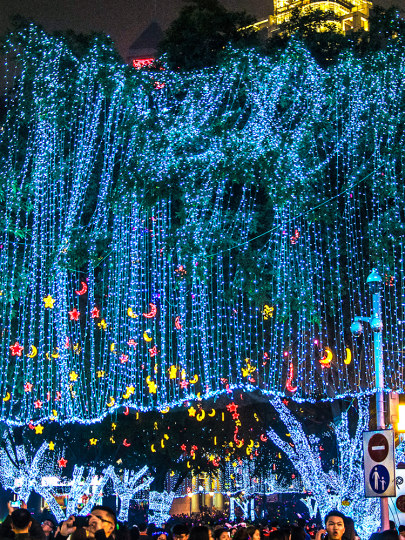 LED kleine bunte Lichter, blinkende Lichterkette voller Sterne, Dekoration, Baumlichter, Sternlichter, Weihnachtsdekoration, für den Außenbereich, wasserdicht, kleine Lichterkette