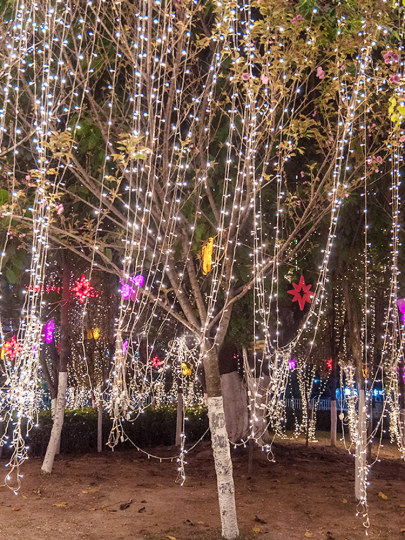 LED kleine bunte Lichter, blinkende Lichterkette voller Sterne, Dekoration, Baumlichter, Sternlichter, Weihnachtsdekoration, für den Außenbereich, wasserdicht, kleine Lichterkette