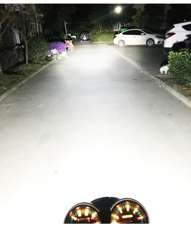 Xe máy HID Xenon ánh sáng siêu sáng nhanh chóng khởi động 65W lớn ánh sáng bóng đèn tái trang bị 12v55w xenon ánh sáng 35W ánh sáng chói ánh sáng đèn pha sirius
