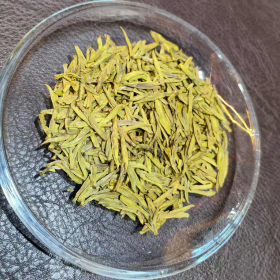 2025消费升级下，选办公用茶怎么挑盈黄茶业平阳黄汤芽茶更合适？