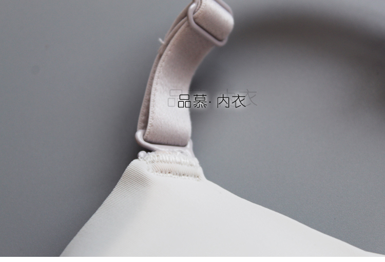 Một mảnh băng lụa không có vành áo thoáng khí mịn không có dấu vết chống ánh sáng dày cốc tụ tập đồ lót hàng đầu áo bra có đệm
