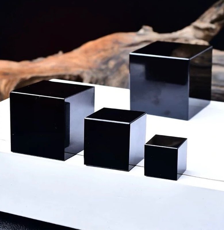 Natural Obsidian Cube Six-Sided Cube Raw Stone Polished Crystal Feng Shui Ornament Handheld Piece Paperweight Bare Stone