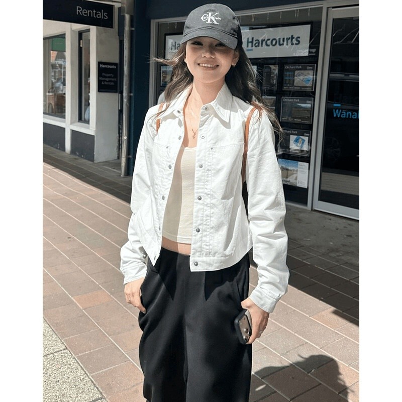 2026 Spring/Summer New Fashion Trendy White Denim Short Jacket for Women, Thin Style for Petite Figures, Casual Workwear Jacket 2026 Spring/Summer New Fashion Trendy White Denim Short Jacket for Women, Thin Style for Petite Figures, Casual Workwear Jacket