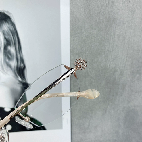 Ultra -Frame -Free Color Change, безграничные очки миопии, женский бриллиантовый край, ретро корейская версия прилива -вегетарианское артефакт