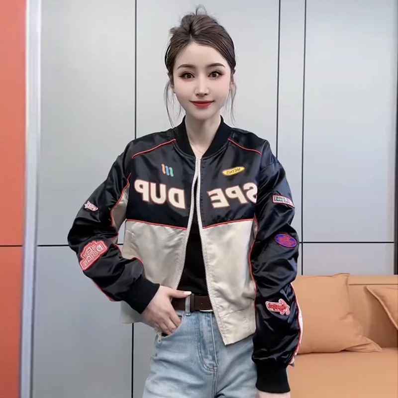 High-End Genuine Spring and Autumn Motorcycle Jacket for Women, Versatile Coat with Stand Collar, Short Embroidered Letter Design, Outerwear Baseball Jacket