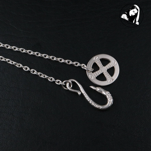 伊瓦岚 Старший ученик Такахаши Горо YWL TADY KING EAGL HEACK КРУМКИ КРУГКА Тонкая кленовая цепь серебряный серебряное ожерелье