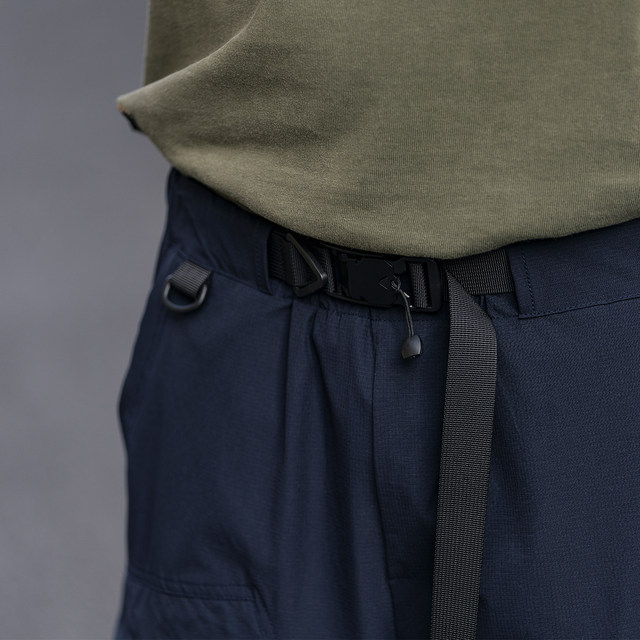 ສາຍແອວແມ່ເຫຼັກ buckle ice silk retro multi-pocket cargo shorts men's functional quick-drying anti-wrinkle quarter pants summer mid-pants