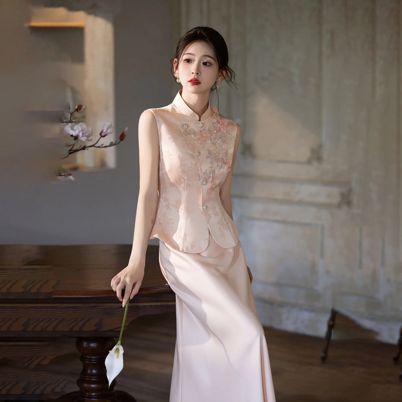 New Chinese-Style Engagement Dress Set, Morning Robe for Women, Bride's Wedding Day Homecoming Casual Wear, Chinese-Style Cheongsam, Toast Dress