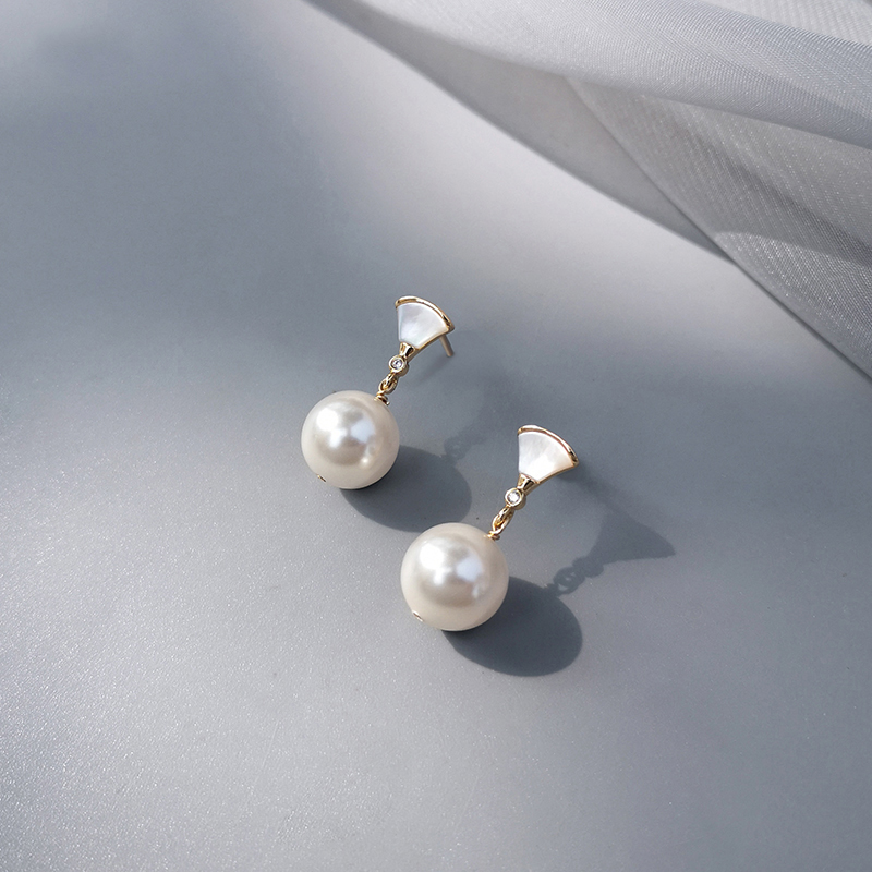 Pearl Earrings Woman Summer Pure Silver 2022 New Tide Ear small crowdsourced light extravagant Allergy Ear Clip without ear clip