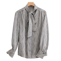 West Lake Loft Old (Plume) High-end Spring Loaded Water Corrugated Lacing V Collar Mulberry Silk Genuine Silk Shirt SY791