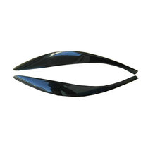 Suitable for Skoda Octavia modified carbon fiber eyebrow stickers New Octavia modified headlights carbon fiber eyebrow decoration