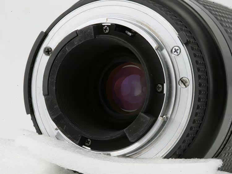 Chụp bằng hiện vật Nikon Nikon 70-300 4-5.6D súng ống giấy nhỏ tự động tele