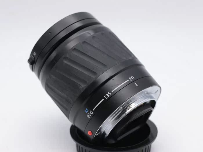 Minolta AF 80-200 F4.5-5.6 Ống kính DSLR chụp ảnh toàn khung hình Một cổng có thể được chuyển sang cổng micro-E