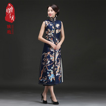 Zero month original 2018 new Chinese style elegant banquet traditional full open hand-made long silk cheongsam