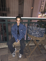 Meitao FUZZYKON NICHE avant-garde retro blue 3D wide-shouldered denim jacket