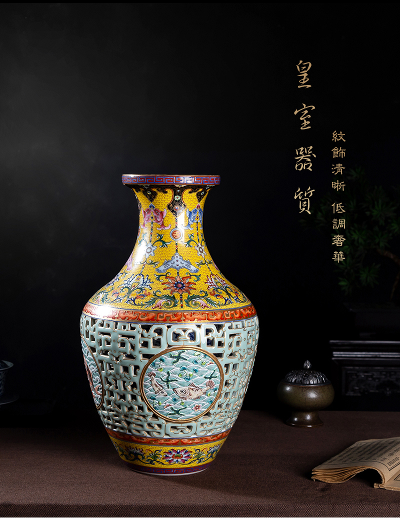 Jia lage jingdezhen ceramic vase YangShiQi fish algae powder enamel one carving grain and name dish buccal bottle furnishing articles