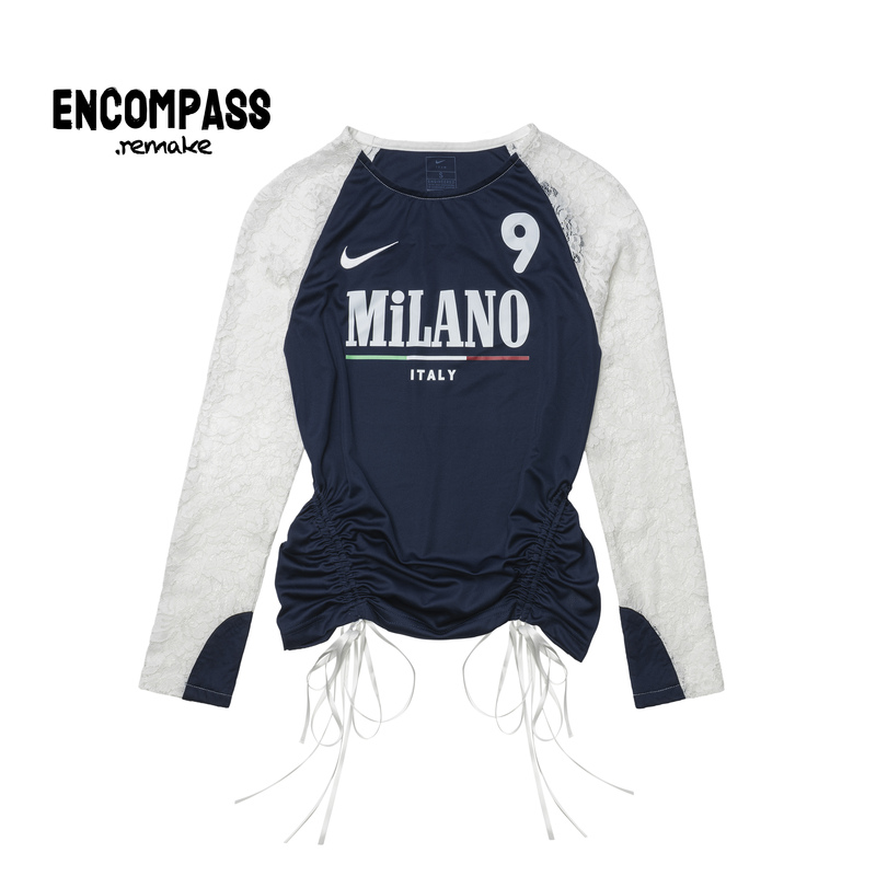 Nike Remake Jerseyfit Lace Ruched Milan Football Club T-Shirt Women Encompass Nike Remake Jerseyfit Lace Ruched Milan Football Club T-Shirt Women Encompass