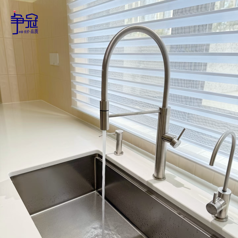 Zhengguan Bathroom 304 Stainless Steel Kitchen Hot and Cold Splash-Proof Faucet Rotatable Pull-Out Sink Faucet Brushed Silver
