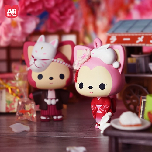 阿狸 Слепая коробка вишневая серия подписей флагманский магазин Tide играет в Ali Doll Car Toy Desktop Swing