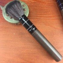  Buddha dust sweep cleaning supplies Buddha dust sweep duster whisk Buddha statue Buddhist Buddha hall Shrine duster brush statue Household