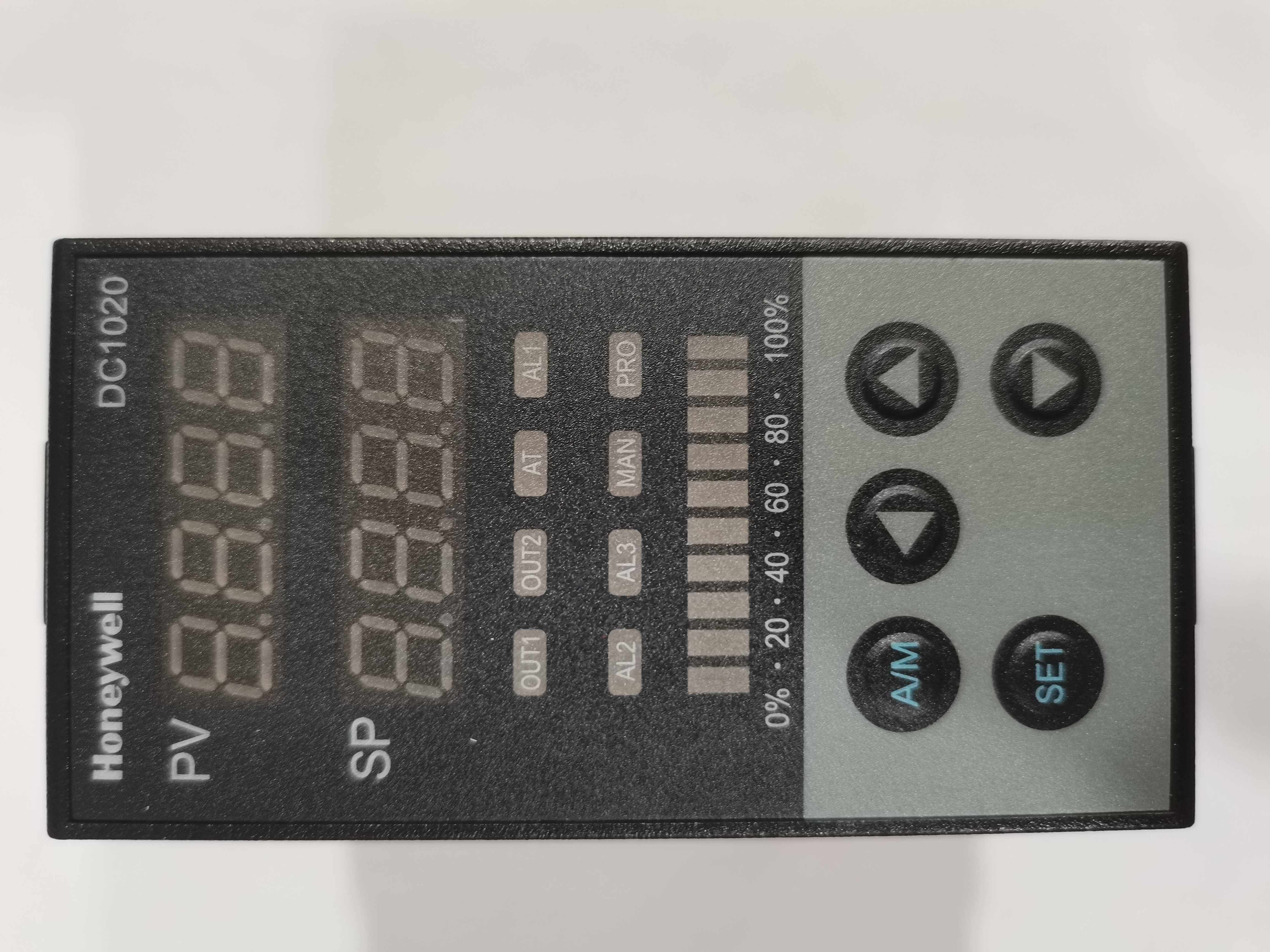Honeywell DC1020 DC1020CL-301000-E DC1020CR-301000-E thermostat