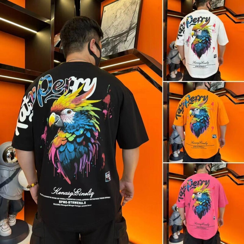 Summer New Curved Short-Sleeve Men's T-Shirt with Parrot Pattern, Loose and Versatile, Trendy Street Style Swallowtail Shirt for Young People