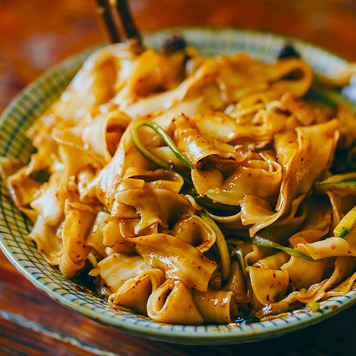 Lao Niu Dao Noodle 3000G Шаньси широкая лапша Шэньси масла с брызговой лапшой 6 фунтов холодной жареные тушеные лапши и смешанная лапша