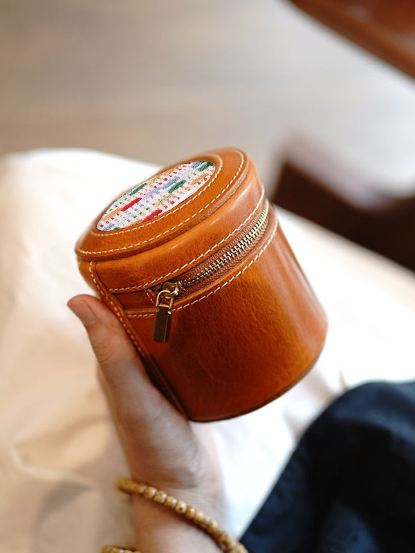 Vintage Handmade Vegetable-Tanned Leather Blanket Patchwork Jewelry Box Large Capacity Portable Genuine Leather Walnut Craft Storage Bag