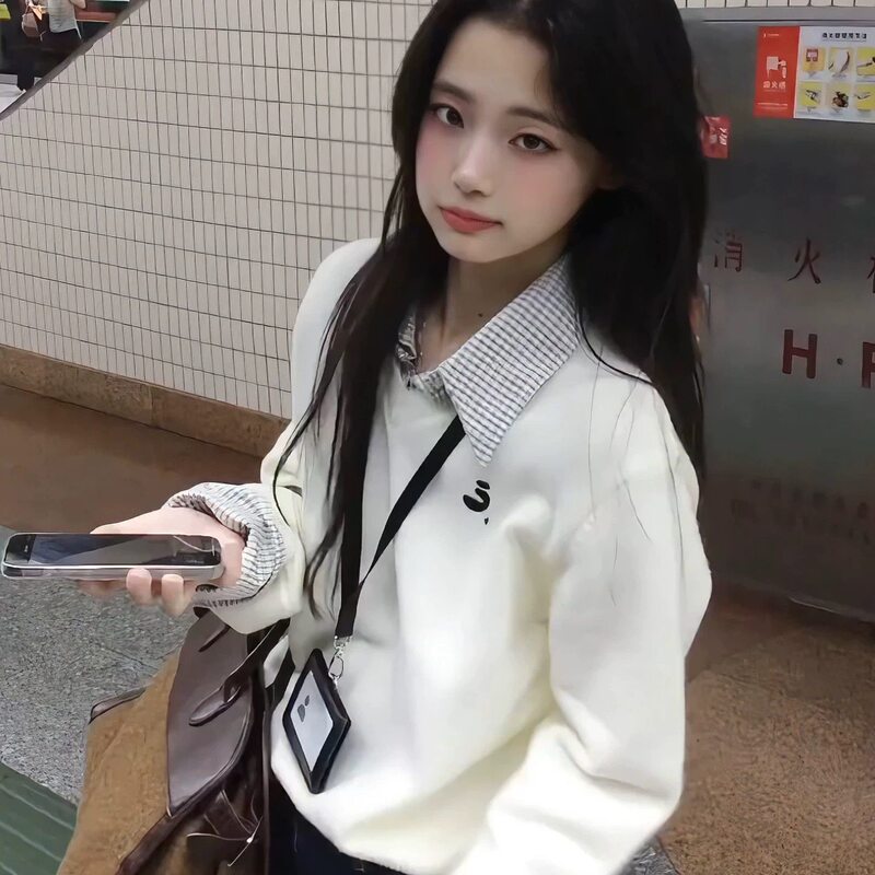 Korean-Style Early Autumn Outfit: Faux Two-Piece Polo Collar Sweater for Women, College Style Autumn and Winter Shirt with Knit Top