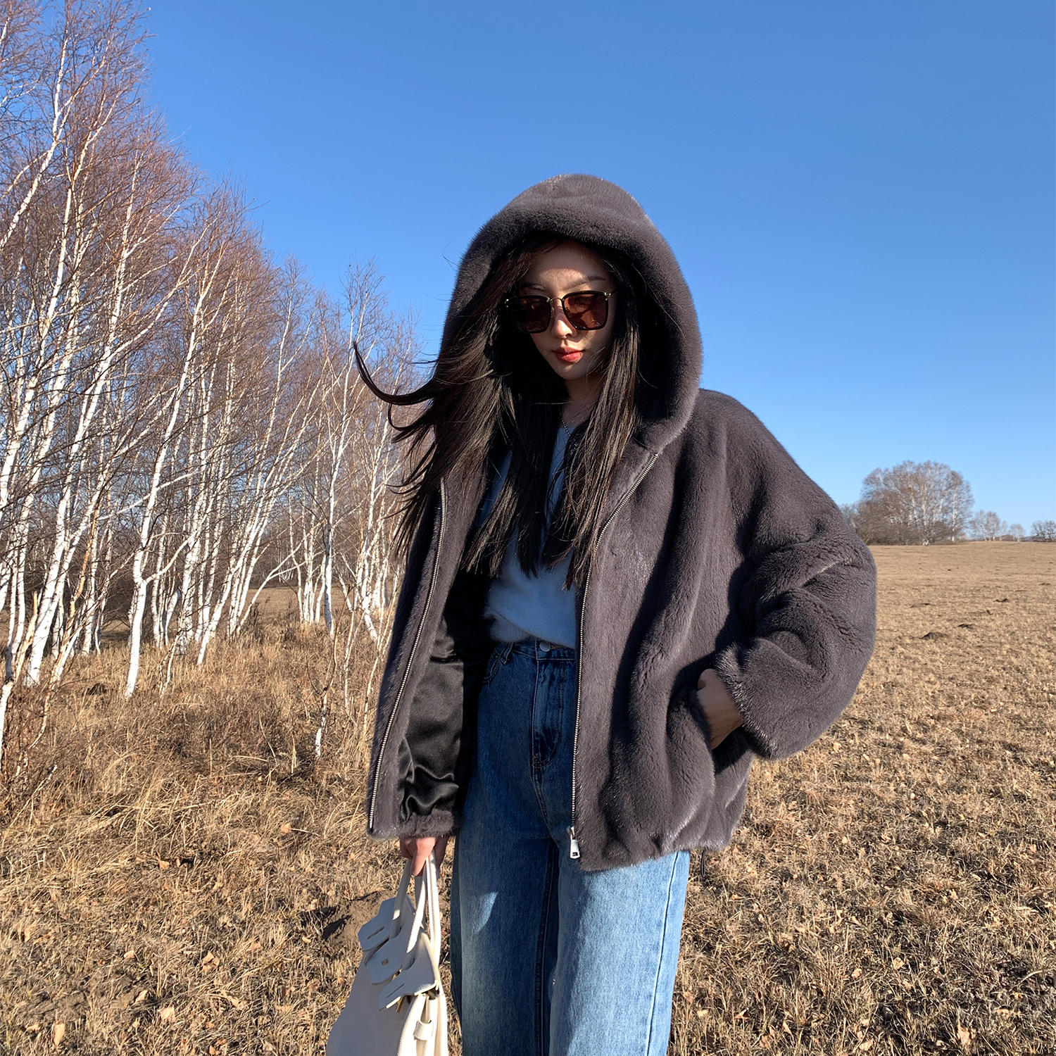 Pay Wise Yokohama Don't Love Imported Mink Leather Big Coat Woman Whole Mink With Cap Outline Shaped Water Mink Fur Fur Fur Coat Winter