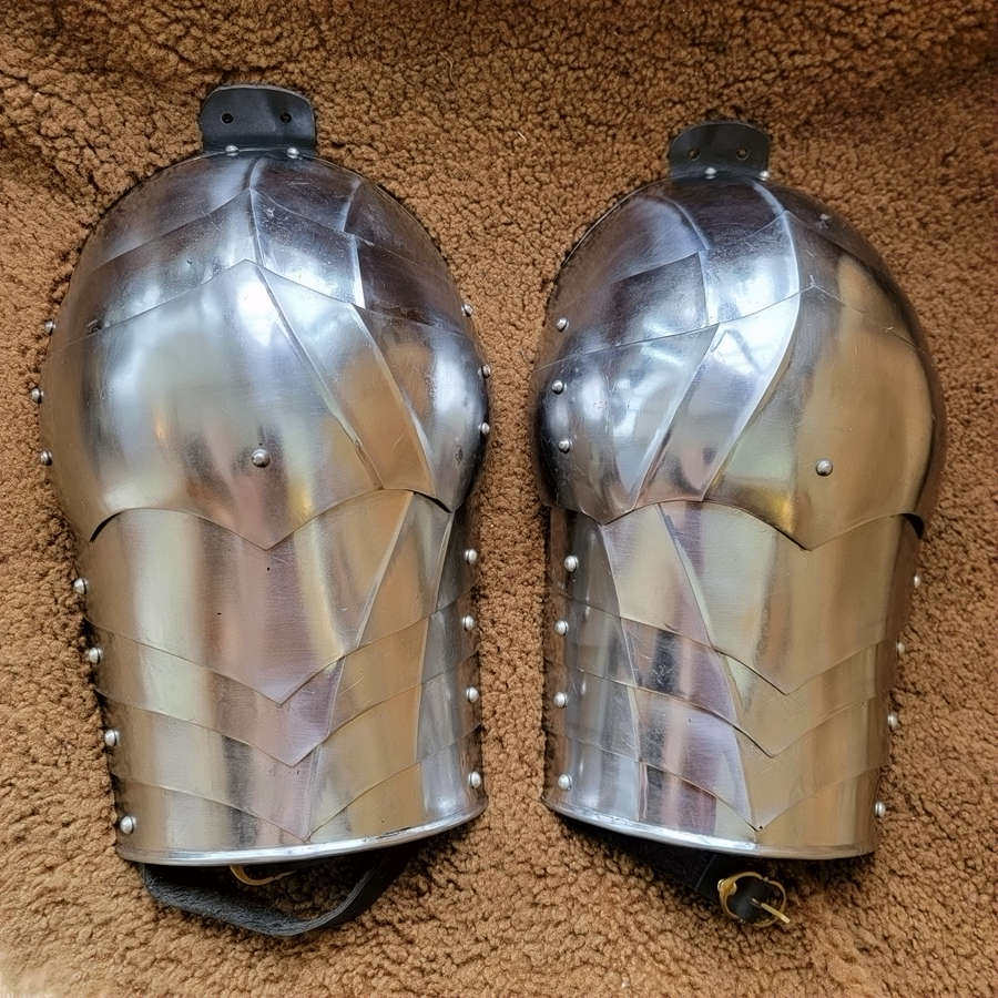 - Spot - 15th century Gothic shoulder armor European medieval armor live wearable plate armor shoulder pads