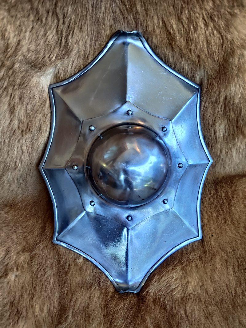 -Ordering-Medieval sword passenger small shield Hans Tarkhov Hand shield European props shield HEMA pair rehearsals