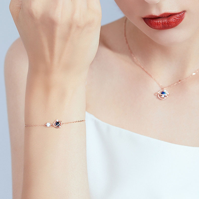 Laura Tupure Silver Star Ball Mosanstone Handmade Girl Sins Little crowddesign 18k rose gold hand decorated with holiday gifts