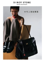 Узор под крокодила-средний черный 35см [золотая пряжка] натуральная кожа