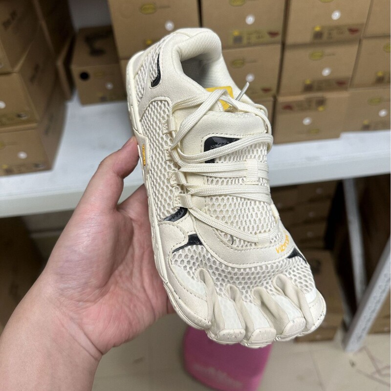 Men's and Women's Five-Finger Shoes for Indoor and Outdoor Use, Lightweight and Breathable Fitness Sports Split-Toe Shoes, Weightlifting and Squatting Comprehensive Strength Training Shoes