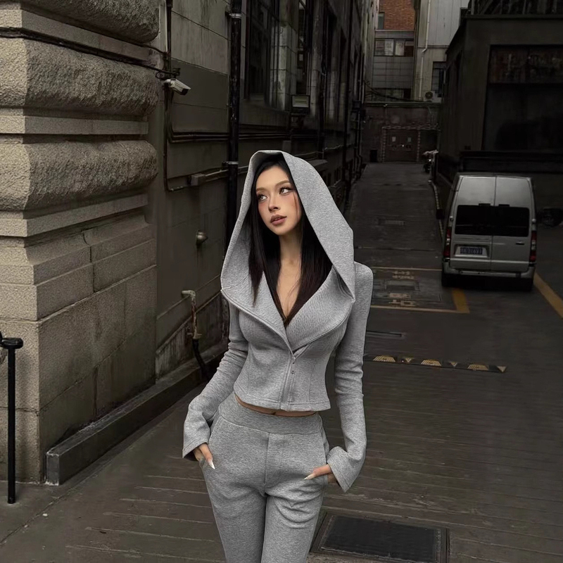2026 New American-Style Casual Sports Suit for Women, Autumn and Winter Gray Slim-Fit Hooded Sweatshirt and Flared Pants Two-Piece Set