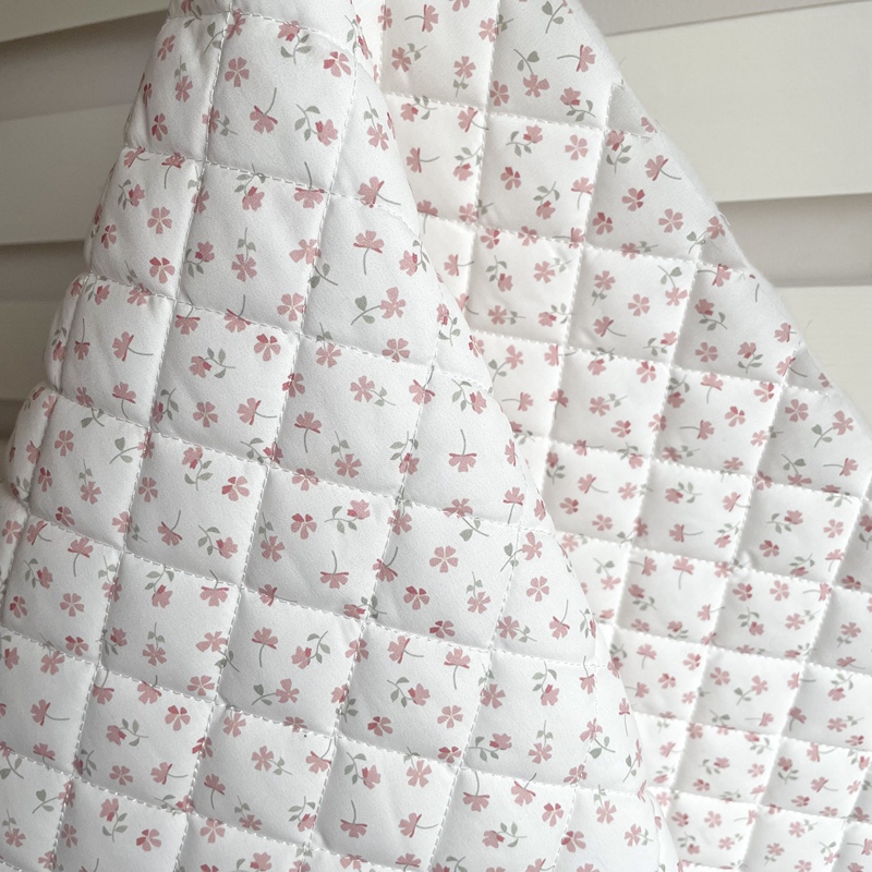 Quilted Floral Cotton Fabric Vest, Loungewear, Bag, Cotton Clothing Material, Non-Fluorescent, Maternal and Infant Grade