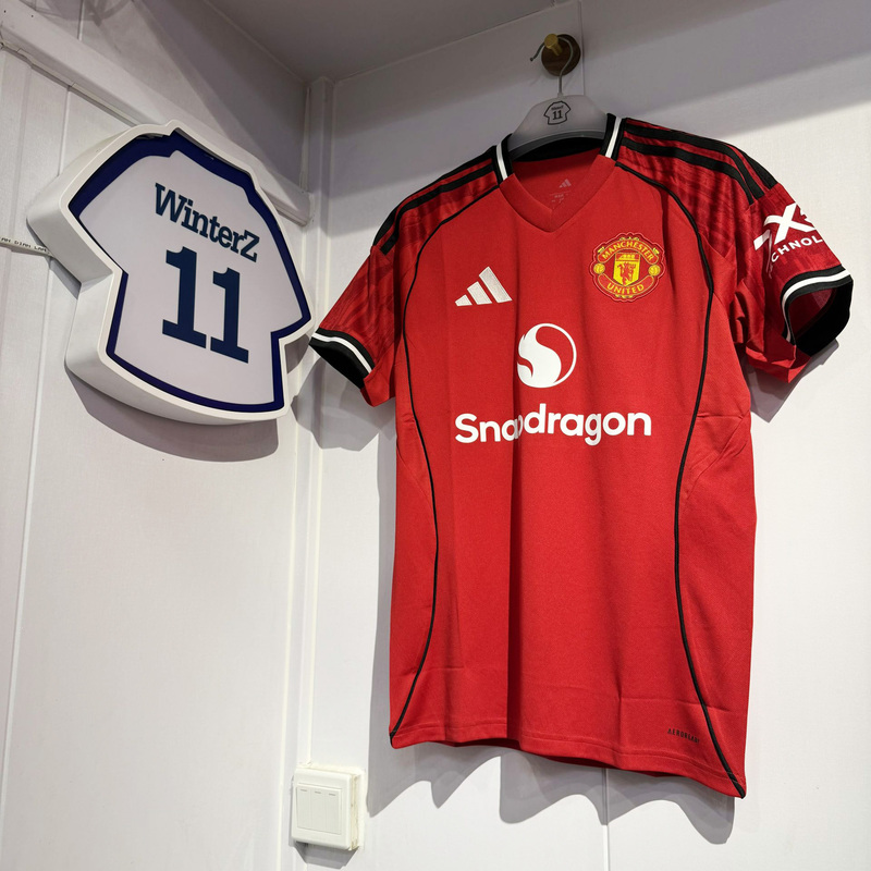 Authentic Adidas Manchester United 2025/26 Season Home Short-Sleeved Fan Version Jersey Ji7428